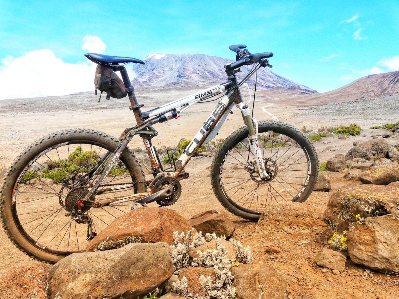 Mountain Bikes House Vandrehjem Moshi Eksteriør billede